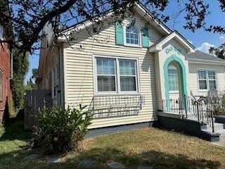 Building Photo - 5439 Vermillion Blvd Rental