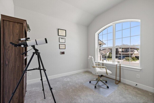 Photo - 8408 Grenadier Dr