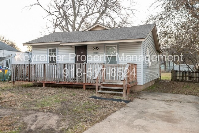 Photo - 2 Bed | 1 Bath East Tulsa with Spacious Back yard!