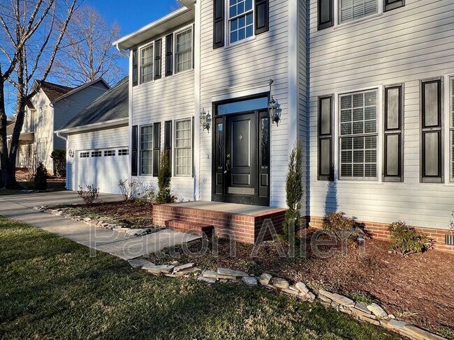 Photo - 29 Whispering Oak Ct