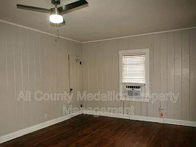 Photo - 1606 Hough St Unit 1