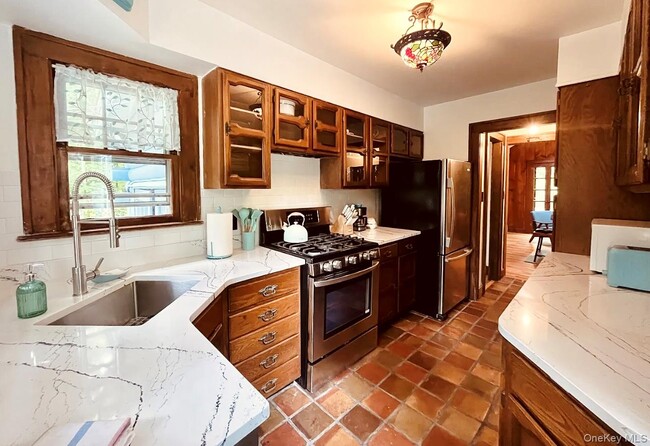 Photo - 15 Locust Dr