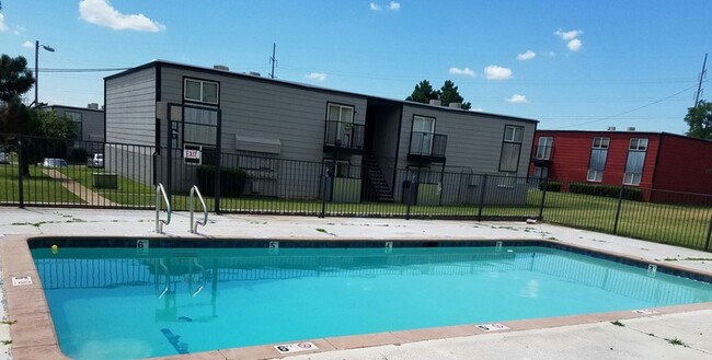 Photo - 405 Tinker Diagonal St Condo Unit Oklahoma City
