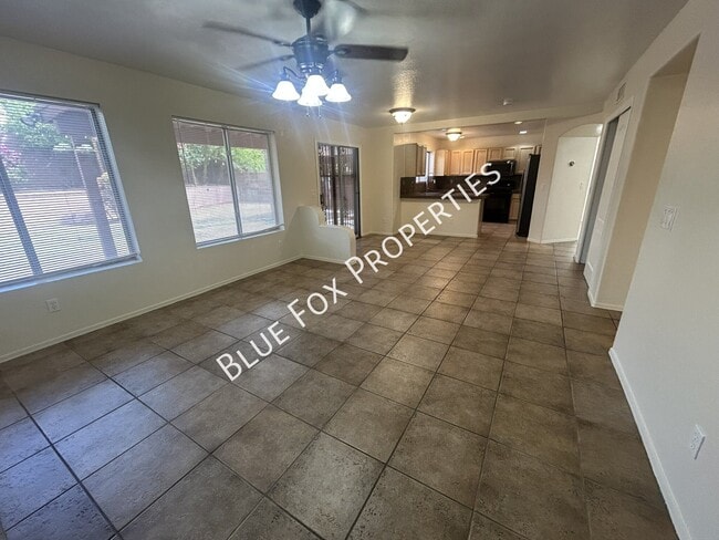 5257 W Bobwhite Way