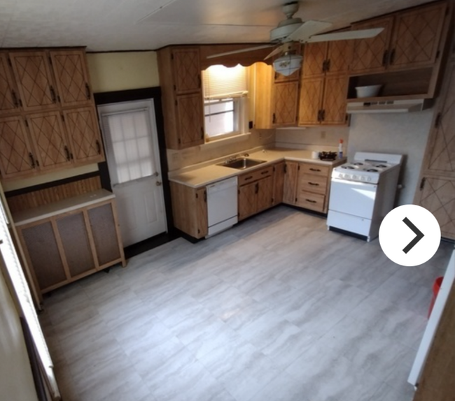 Photo - 343 Linden Ave