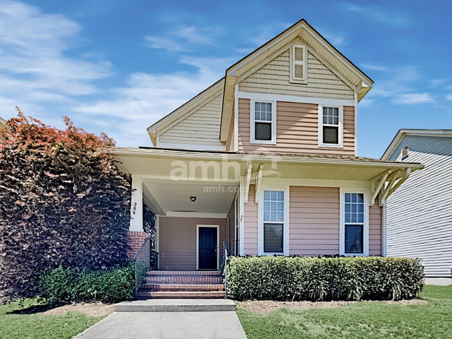 Building Photo - 206 Hydrangea St