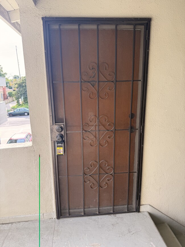 Photo - 3632 Greenfield Ave Unidad 3