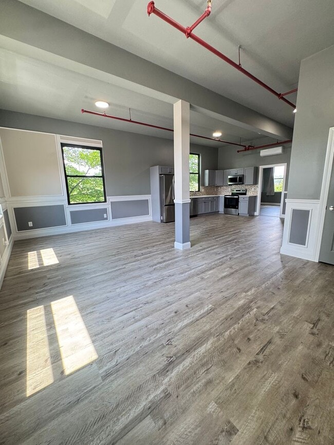 Building Photo - 70 Webster St Unit 211