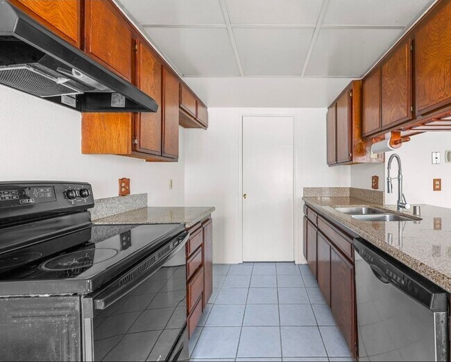 Photo - 10441 Rutgers Way
