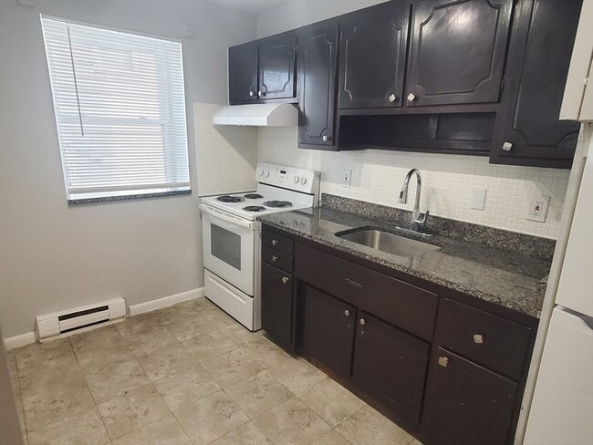 Building Photo - 24 Colgate Rd Unit 5