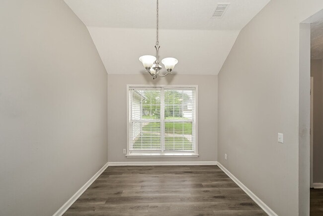 Photo - 416 Lake Forest Dr