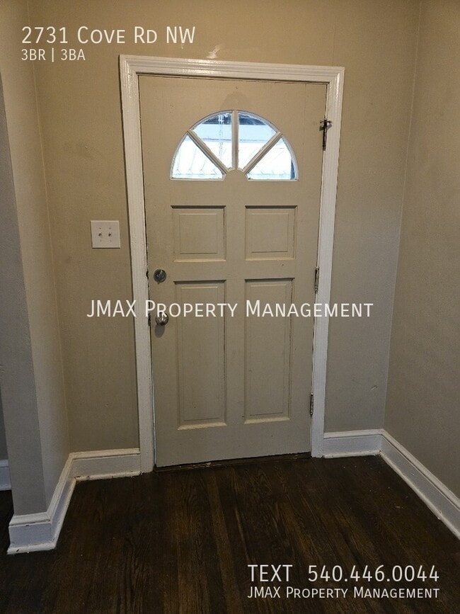 Photo - 2731 Cove Rd