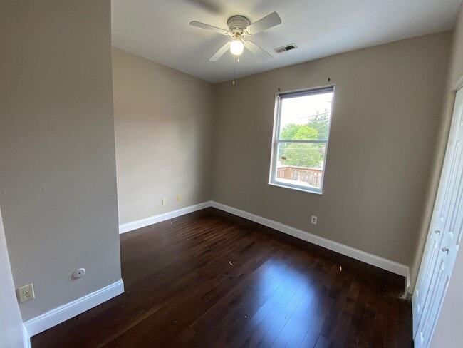 Photo - W Norwich Ave 32-34 GW2 Unit 32