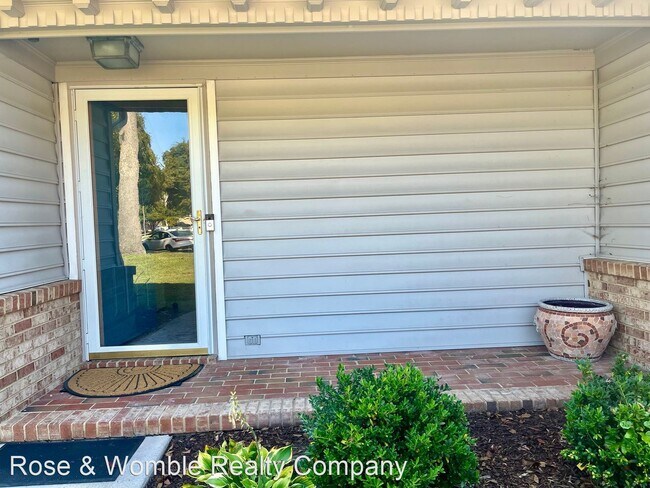 Photo - 2 br, 2 bath House - 934 Shoal Creek Trail #A