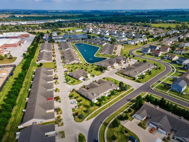 Redwood Perrysburg Woodmont Drive