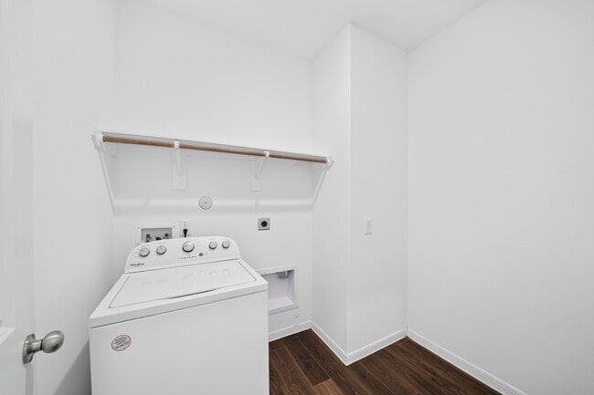 Building Photo - 329 Paso Fino Dr