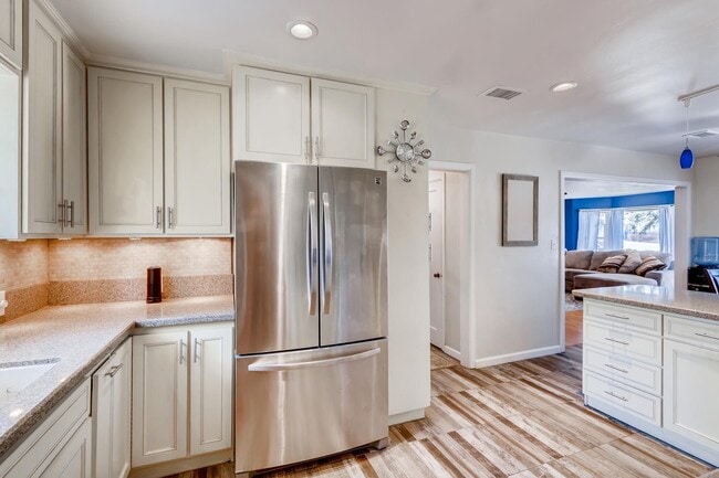 Photo - !!!MOVE IN SPECIAL - 50% off !!! Upgraded 4 Bedroom/3 bath Home with Pool & Detached Pool House/O...