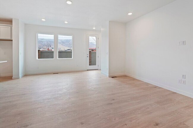 Photo - 4814 Washoe Ct