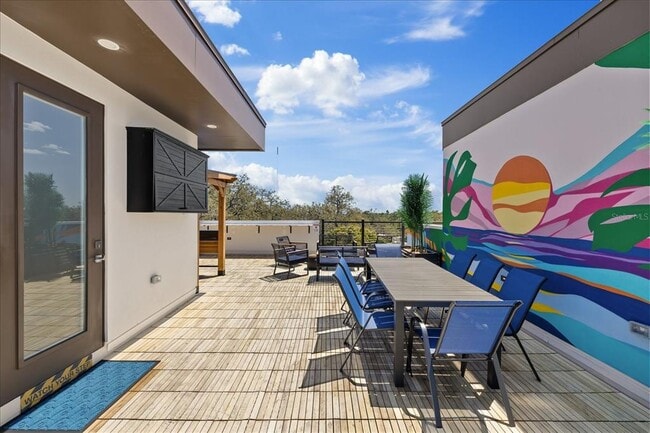 Photo - 623 Petit Wy