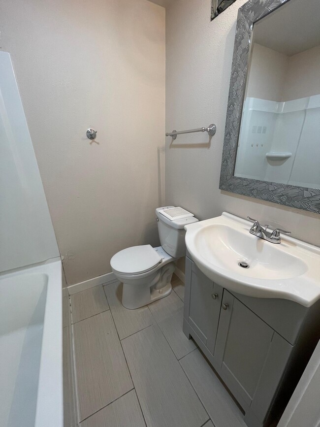 Photo - 3407 32nd St