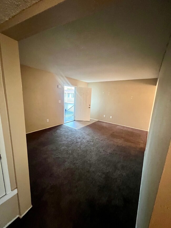 Photo - 2501 Bishop Dr Unit 4