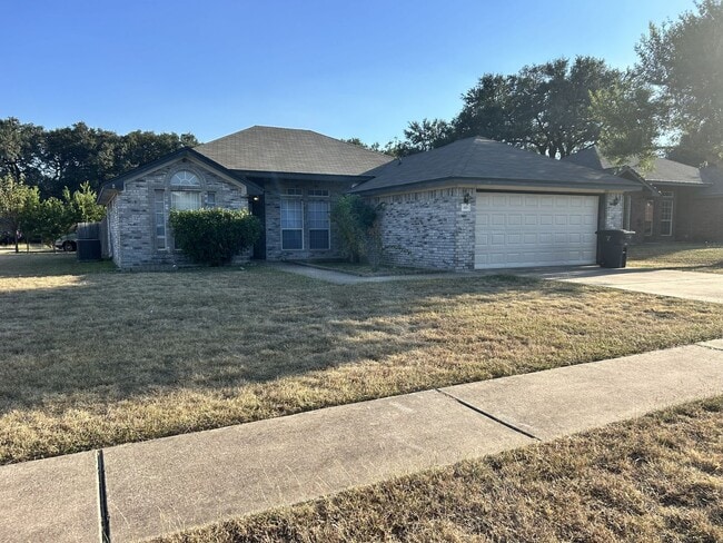 Building Photo - Great Home For Rent