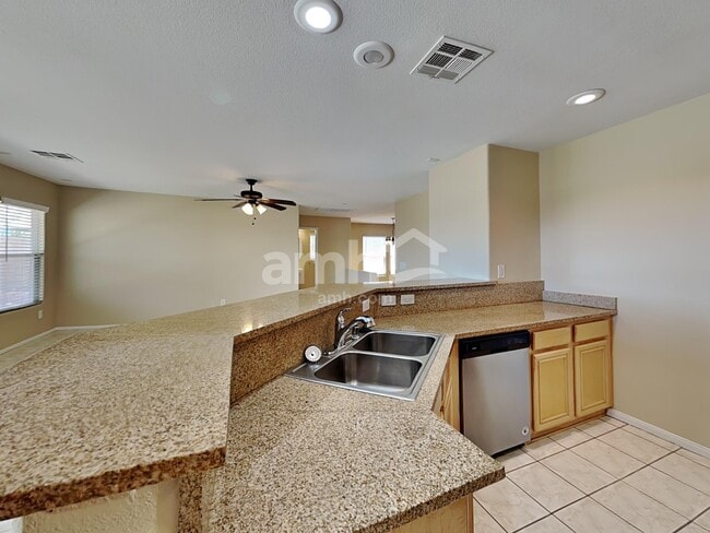 Photo - 10246 Massachusetts Ln