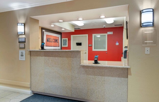 Furnished Studio-Chicago - Schaumburg - Convention Center