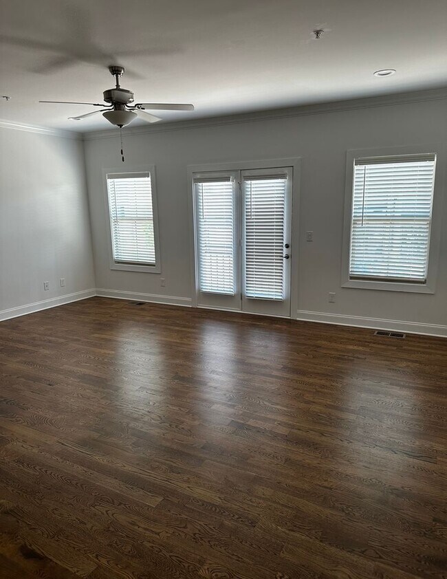 Photo - Luxury Town Home - Williamson County