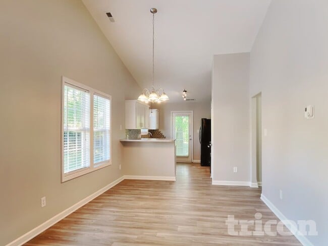 Photo - 260 Brookstone Dr