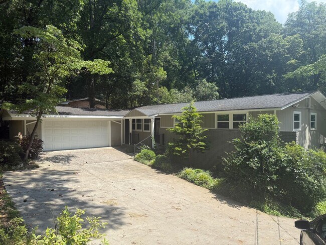 5 Bedroom/4 Bath Home for lease on 1.5 Acr... - 5 Bedroom/4 Bath Home for lease on 1.5 Acr...