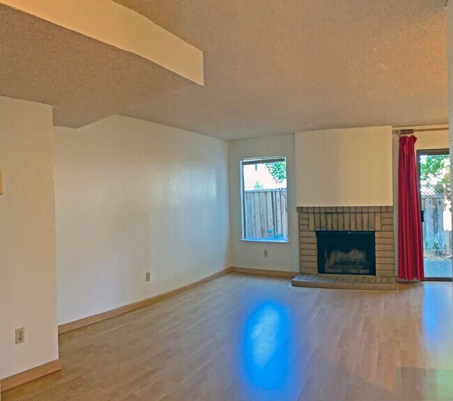 Photo - Great 2 Bedroom Home in Central Santa Clara!