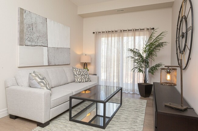 847 Development - Creekside Suites Model Suite - Creekside