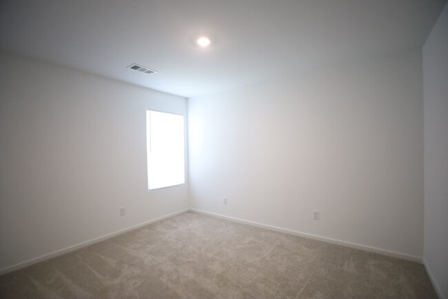 5400 Orchard Pass