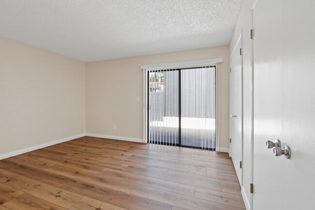 Photo - Magnolia Apartments