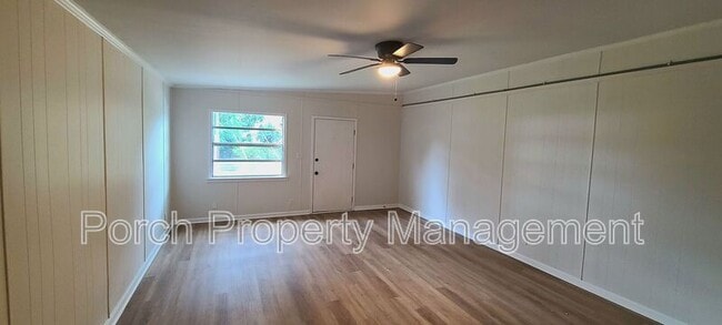Photo - 7210 N Palafox St