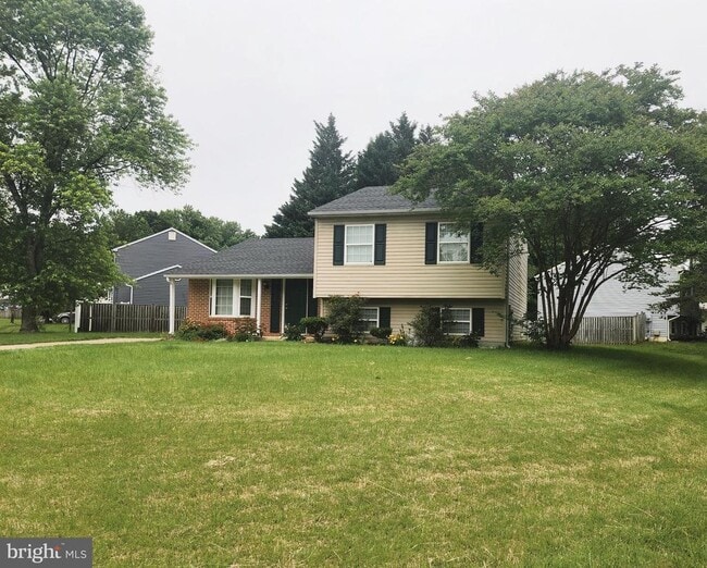 Photo - 12216 Kingsbrook St House