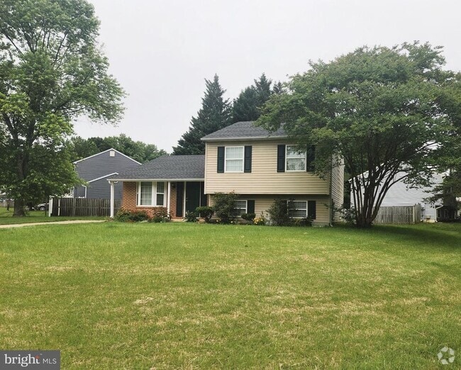 Building Photo - 12216 Kingsbrook St Rental