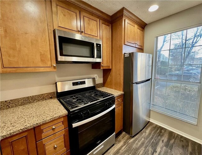 Photo - 206 Wedgewood Way