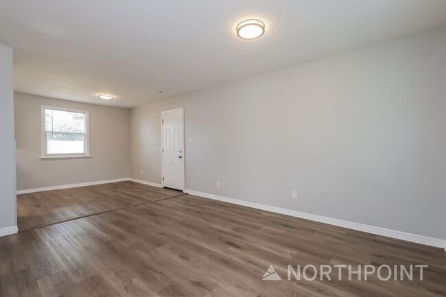 Photo - 7912 Allamanda Ave