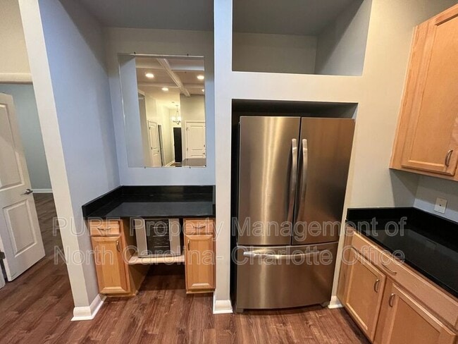 Photo - 462 New Bern Station Ct