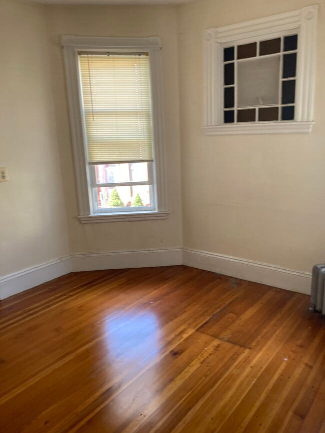 144 Hillside St Unit 2