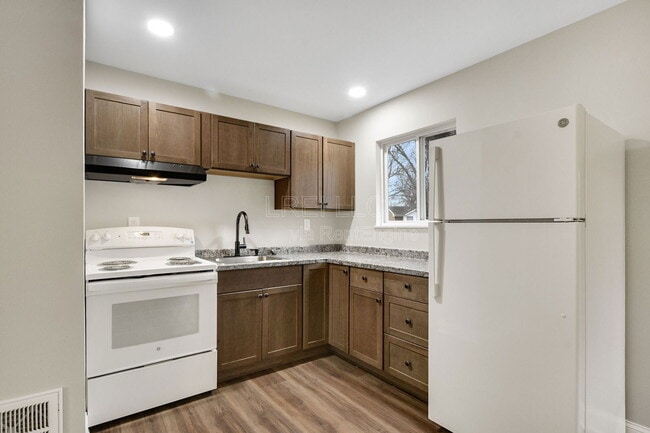 Photo - 10501 Millers Ln