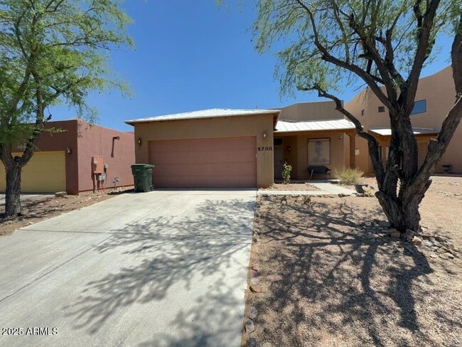 Building Photo - 1768 Chaplain Carter Dr