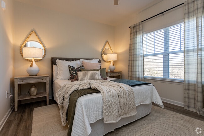 1 BR, 1 BA - 750SF - Sunrise Ridge