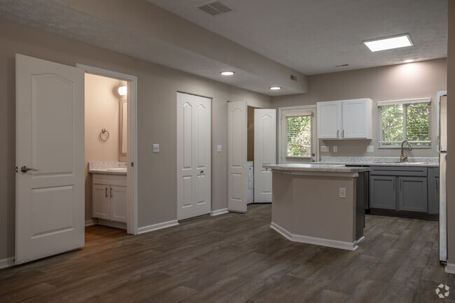 3BR, 2.5BA - 1,125 SF - The Oynx - Kitchen