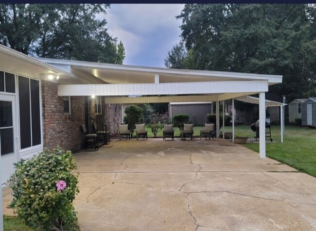 Photo - 3321 4th Ave