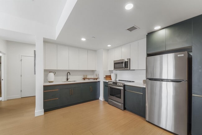 Photo - The Laureate