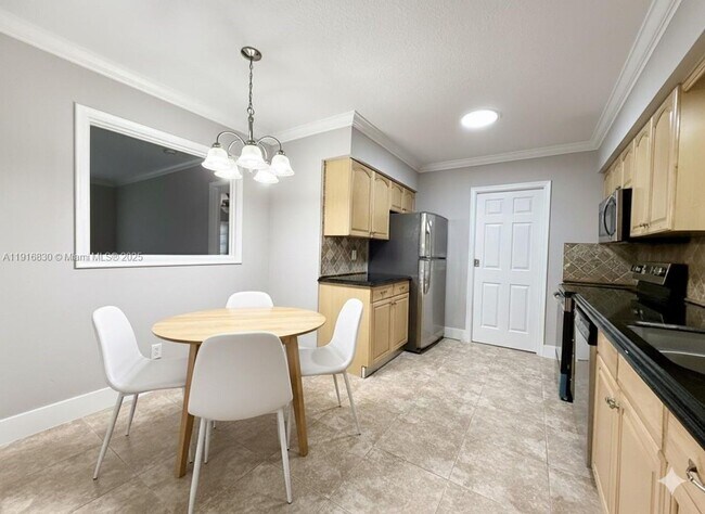 Photo - 216 SE 5th St