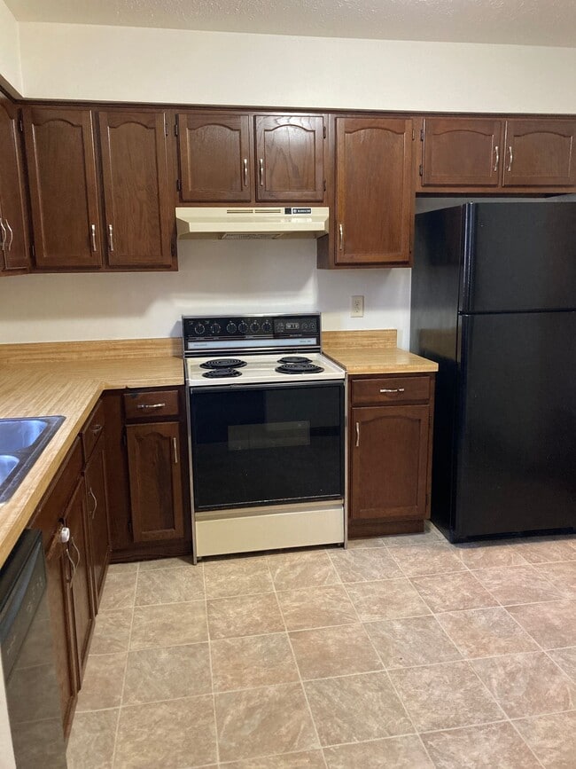 Immaculate Updated 2 Bedroom